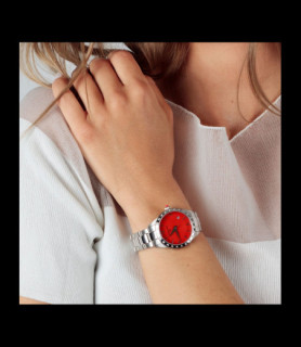 MAUBOUSSIN Montre Il est Grand Temps rouge Acier et diamants