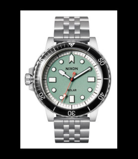 MONTRE NIXON Stinger 44