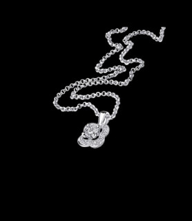 MAUBOUSSIN Pendentif Chance of Love n°2 Or blanc, diamants