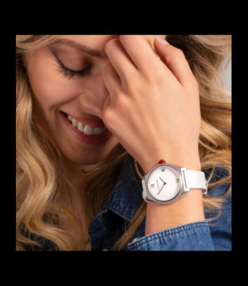 MAUBOUSSIN Montre Elle a mis le feu blanche Aluminium et silicone blanche