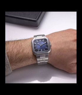 HERBELIN CAP CAMARAT – SQUARE – ACIER & BLEU