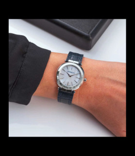 HERBELIN NEWPORT – SLIM QUARTZ – ACIER & CUIR BLEU